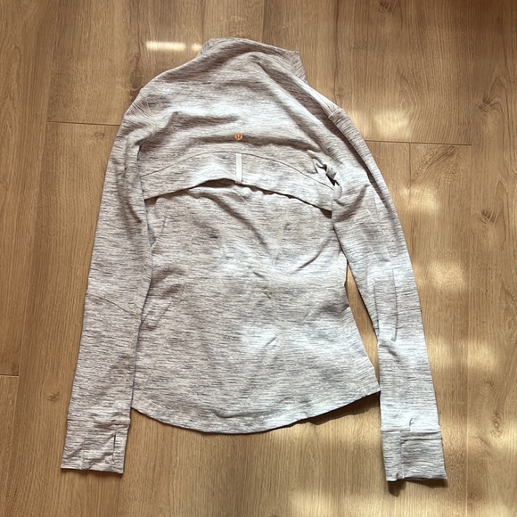 LuLulemon Zip Up Sz 8 - Picture 4 of 5